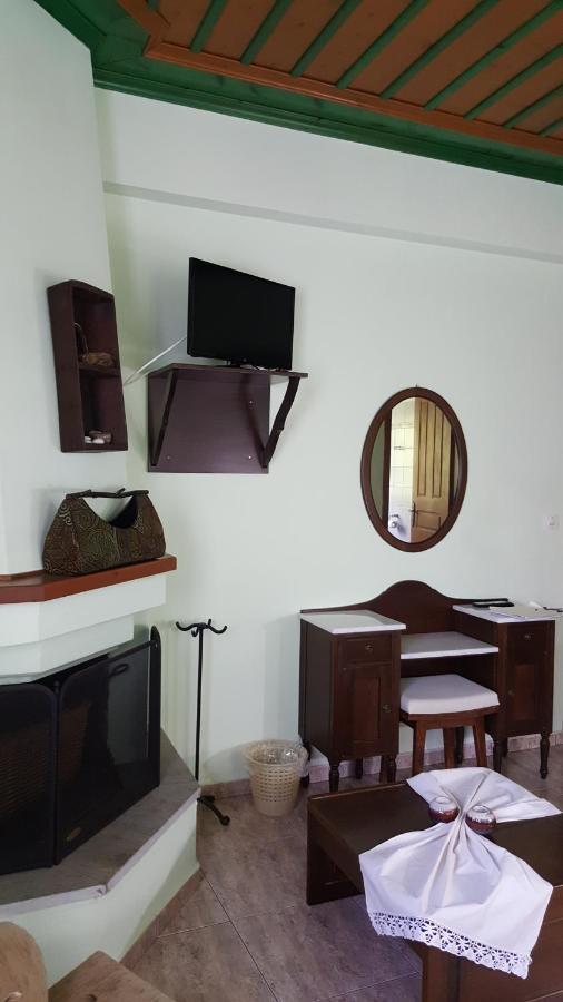 Hotel Filoxenia Tsagarada Esterno foto