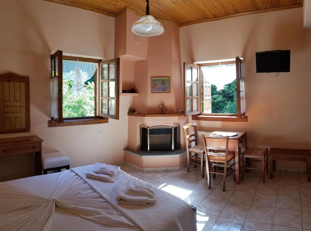 Hotel Filoxenia Tsagarada Esterno foto